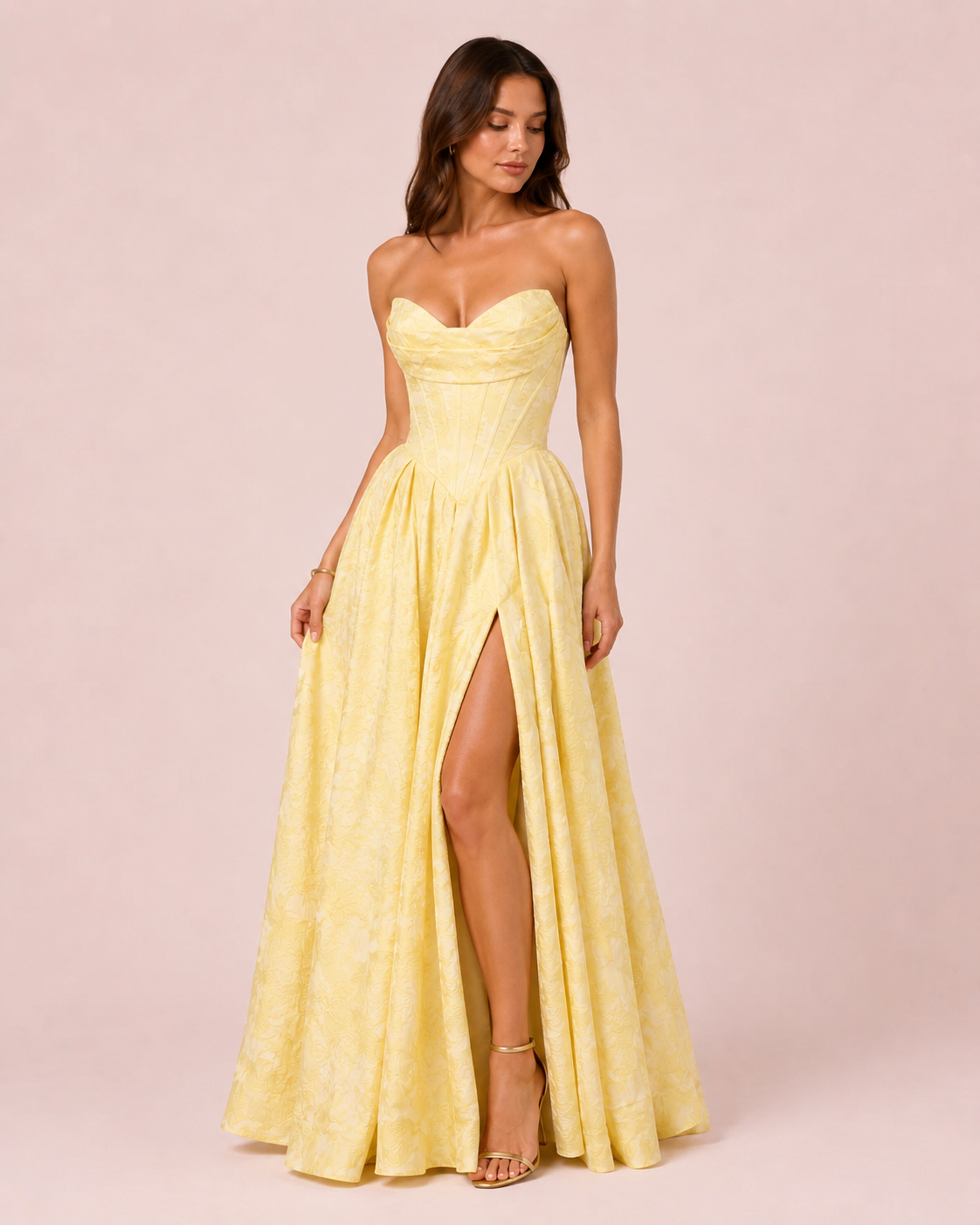 Adriana - Robe à corset en jacquard jaune