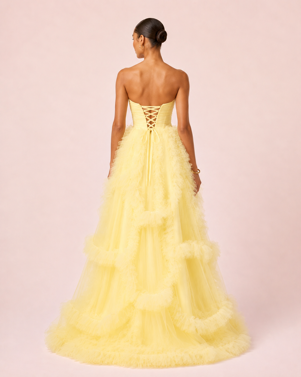 Alia - Longue robe en tulle jaune