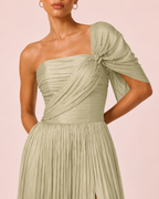 Catherine - Longue robe asymétrique vert sauge