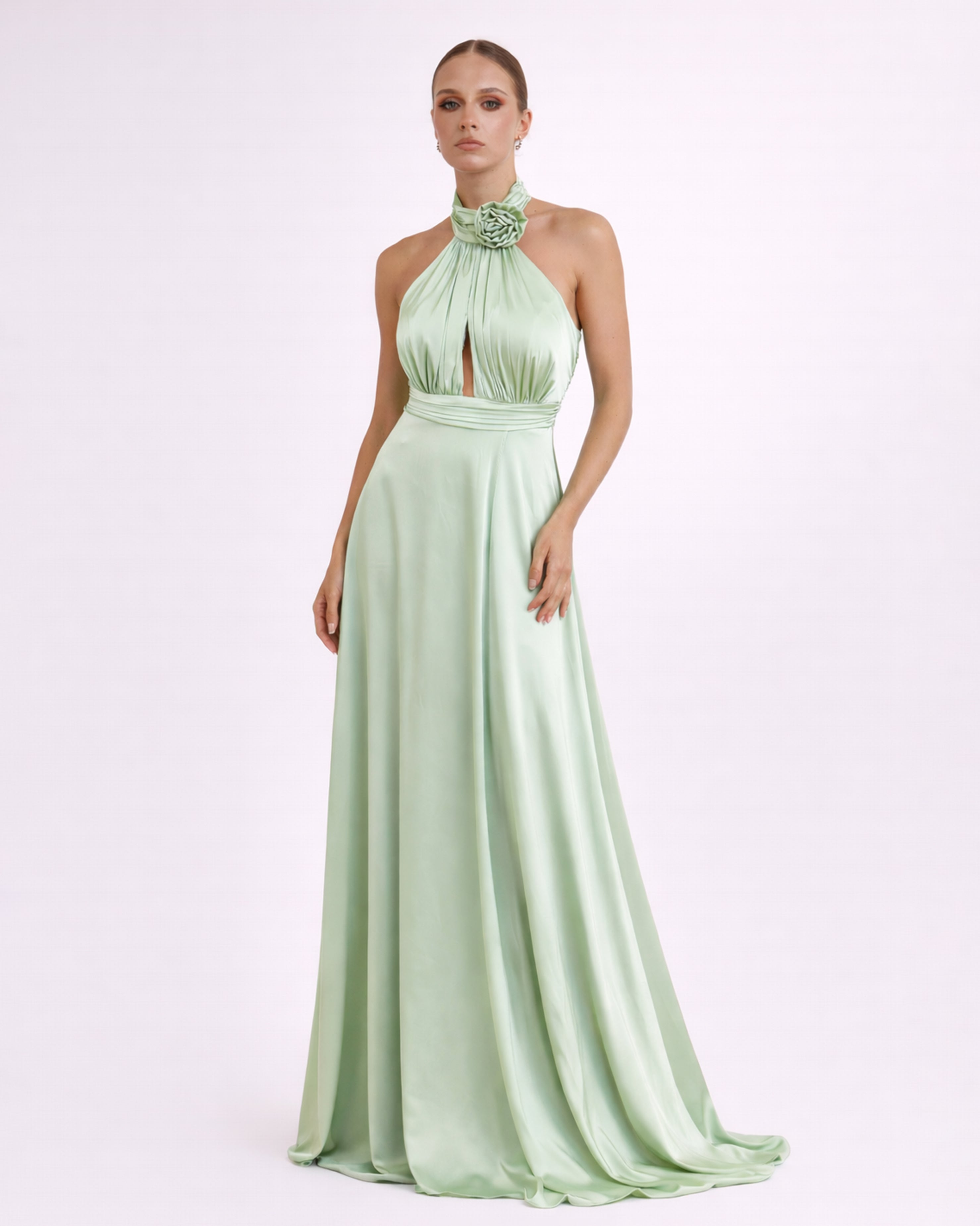 Rose - Longue robe satinée vert sauge