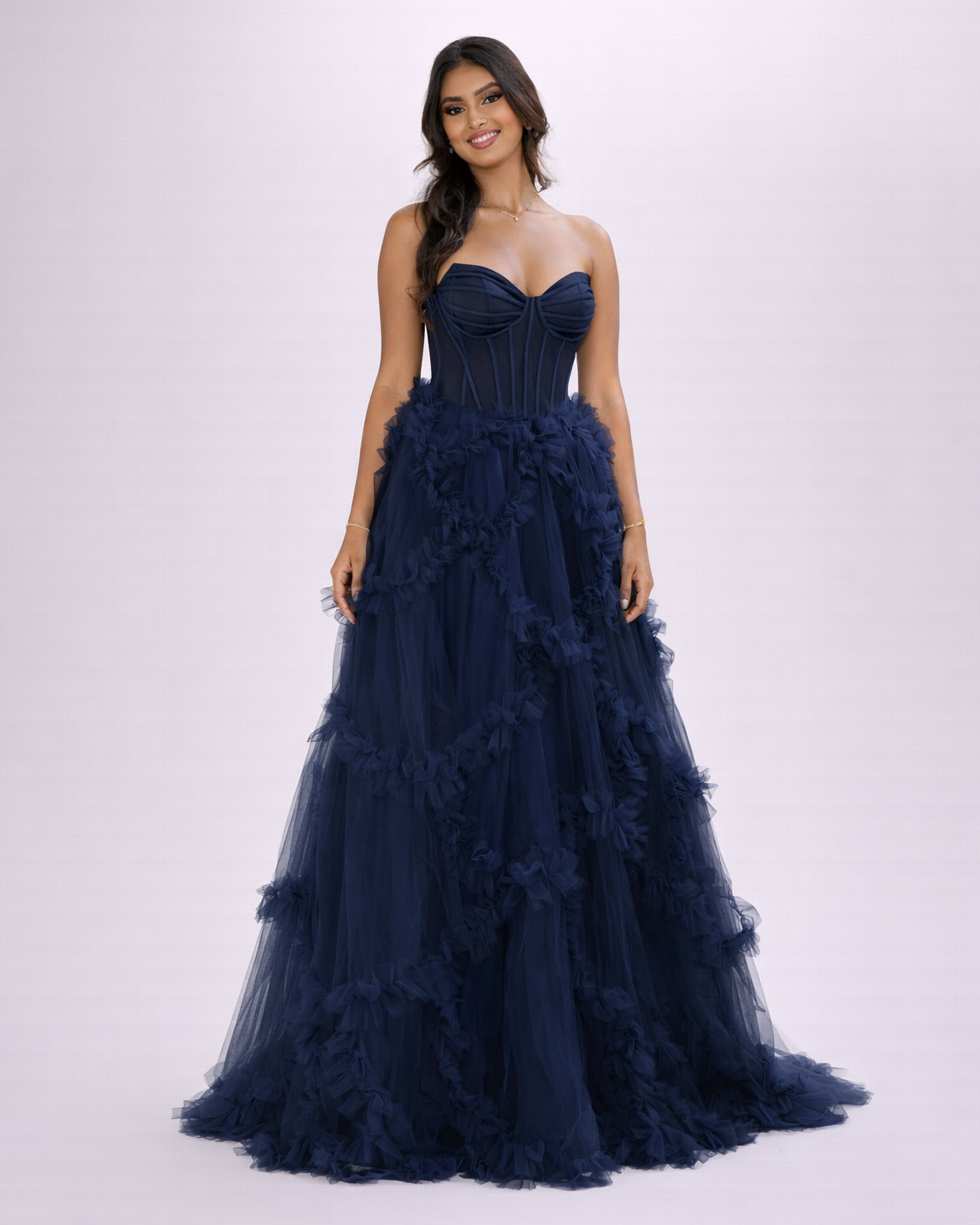 Alba - Longue robe en tulle bleu marine