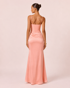 Chiara - Robe à corset en dentelle corail
