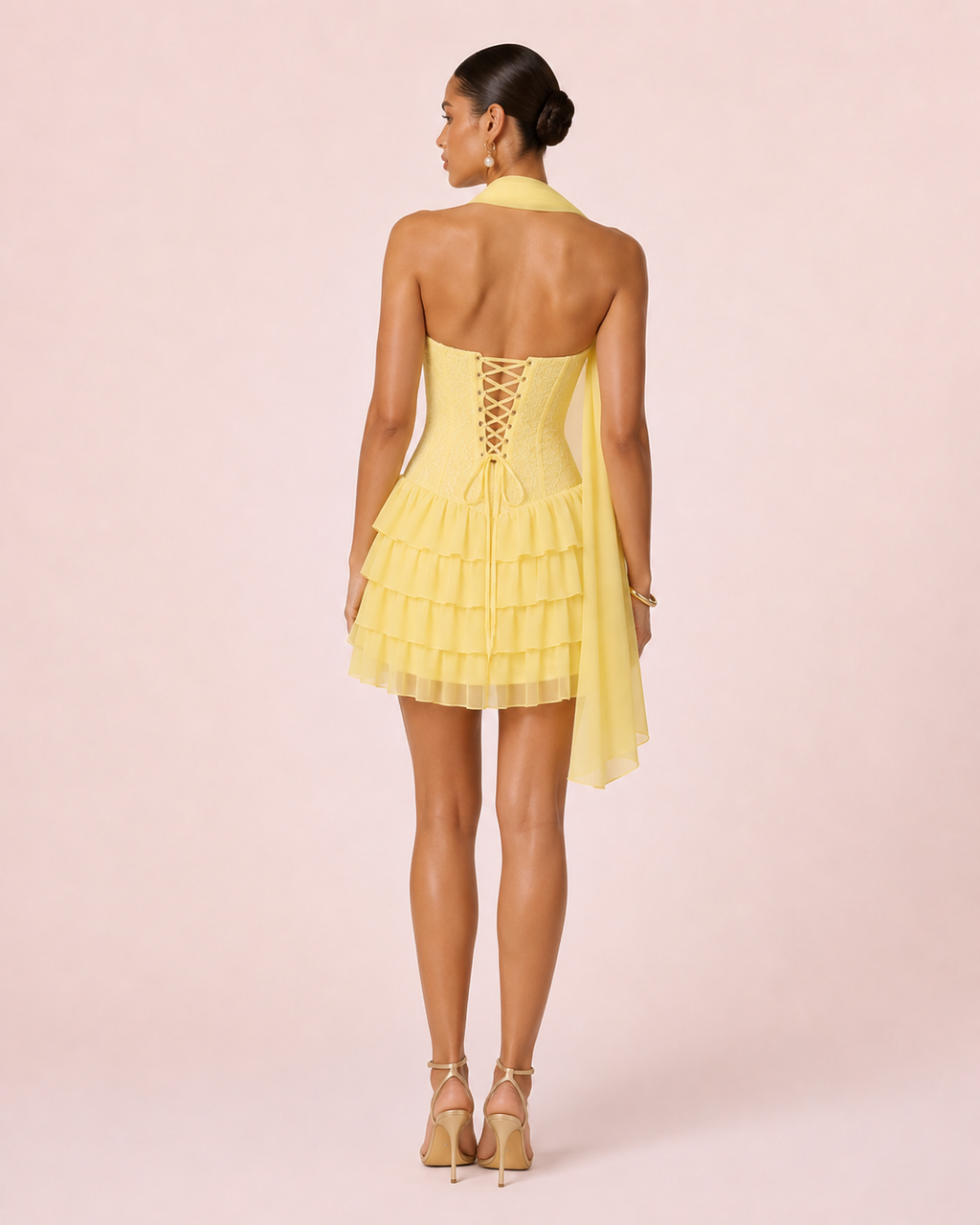Coralie - Robe courte à volants jaune