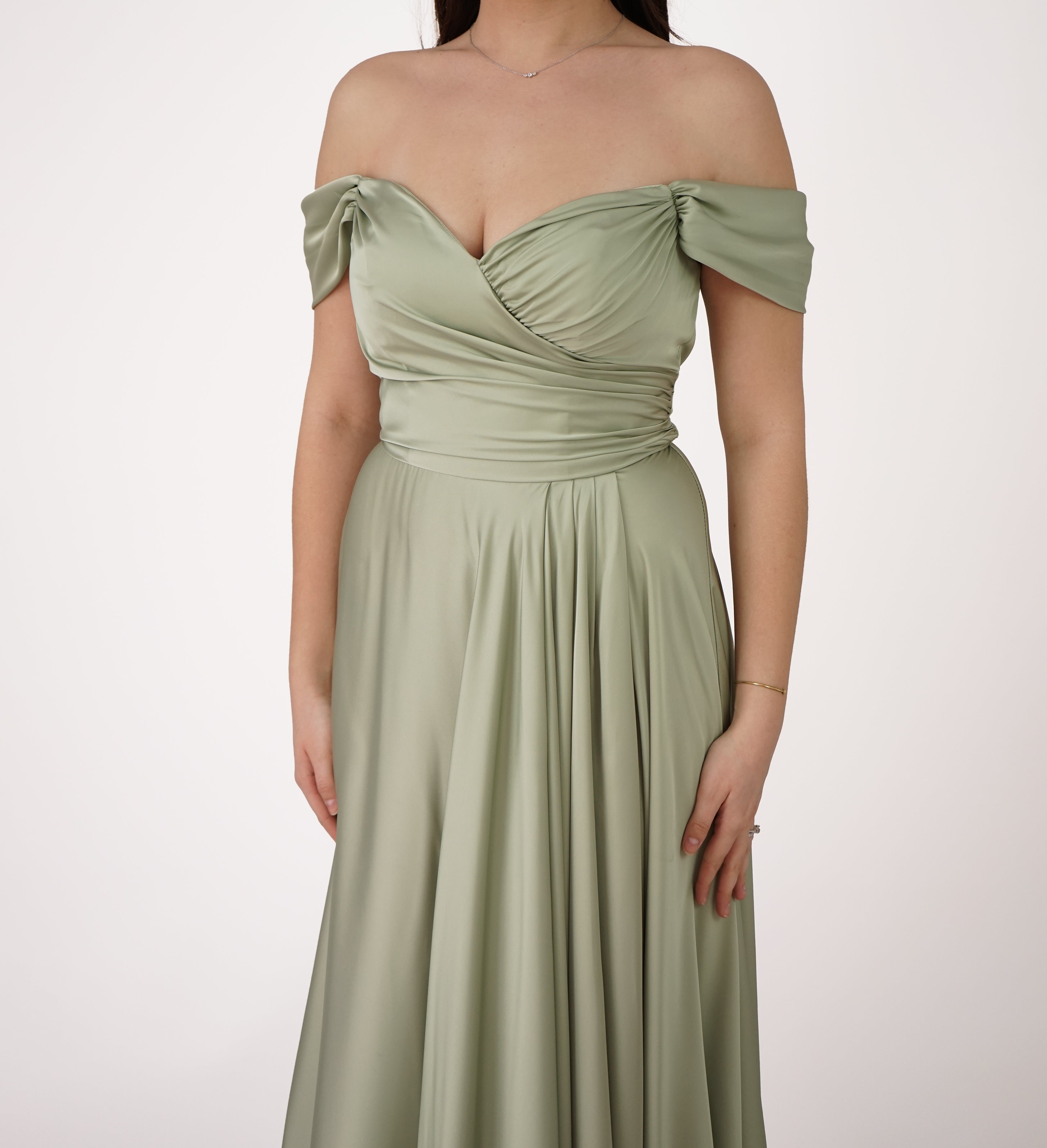 Romy - Robe à épaules dénudées verte sauge