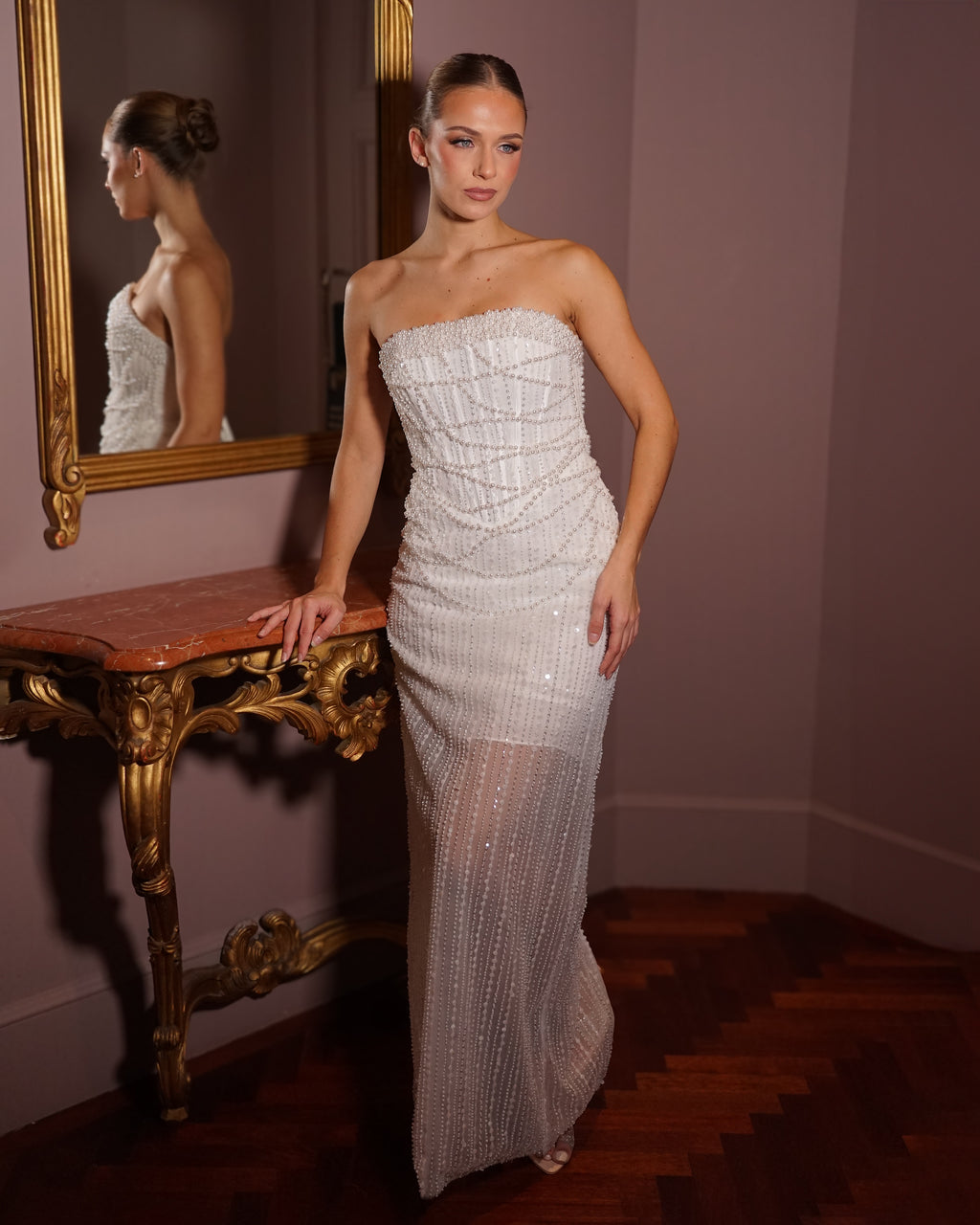 Clara - Longue robe bustier à perles