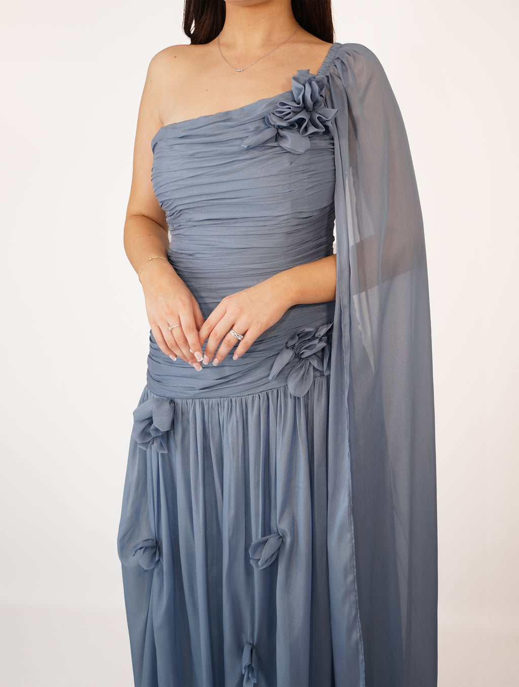 Robe asymétrique drapée bleue