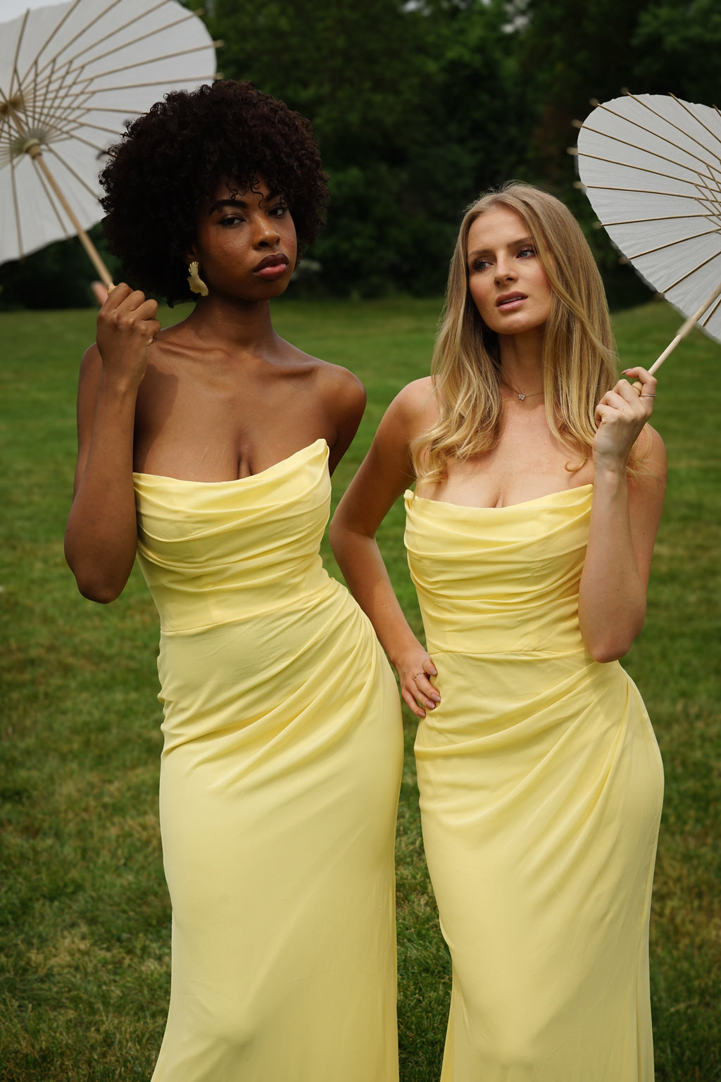 Robe bustier en mousseline jaune