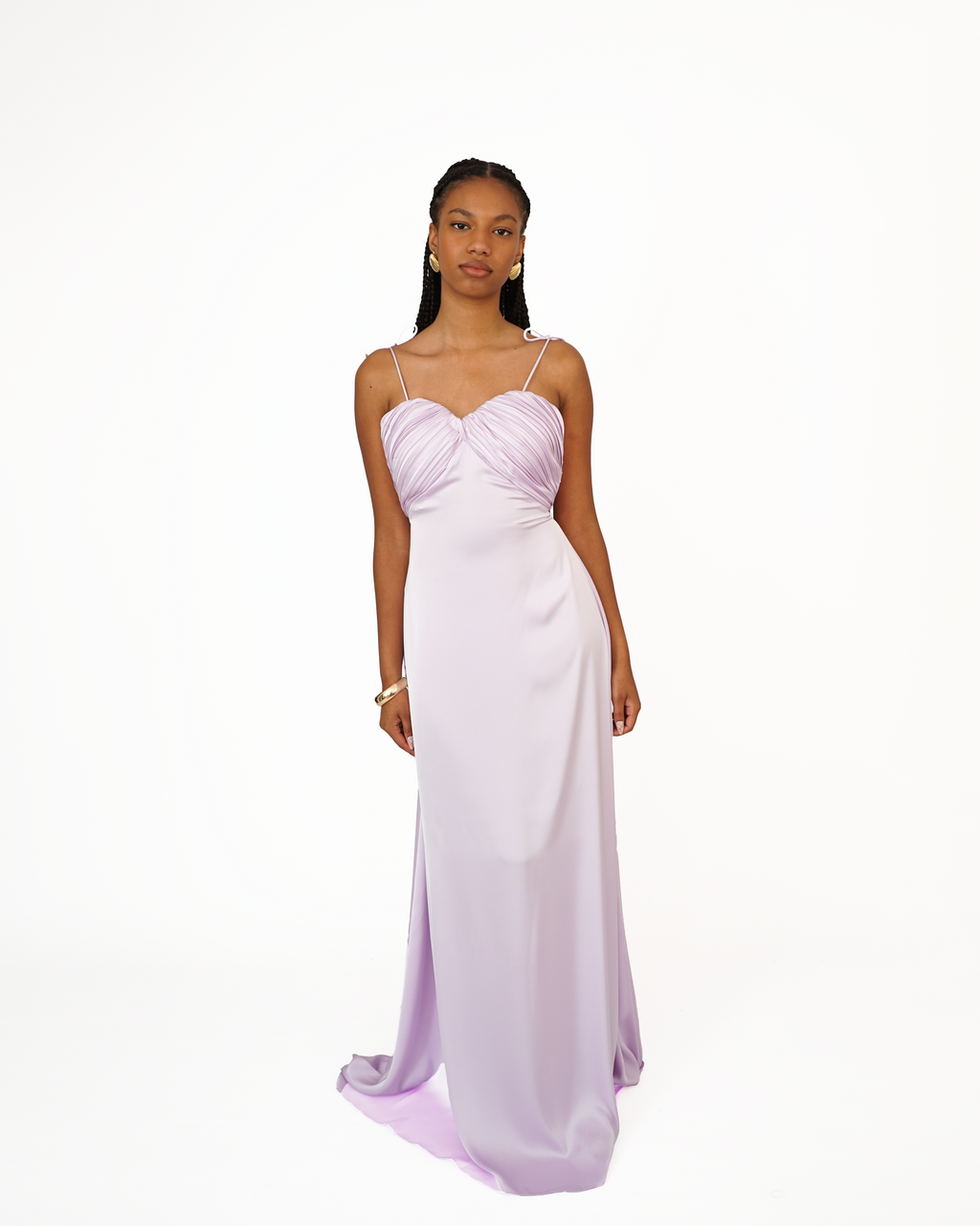 Perle robe longue en satin lilas