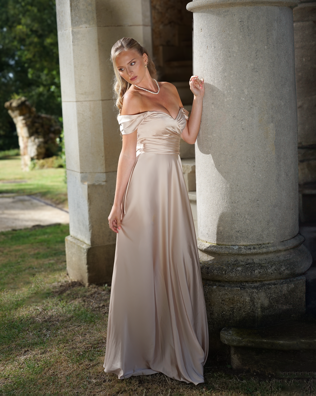 Romy - Robe à épaules dénudées champagne