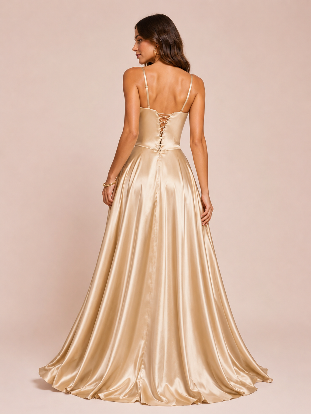 Eva - Robe corset en satin champagne
