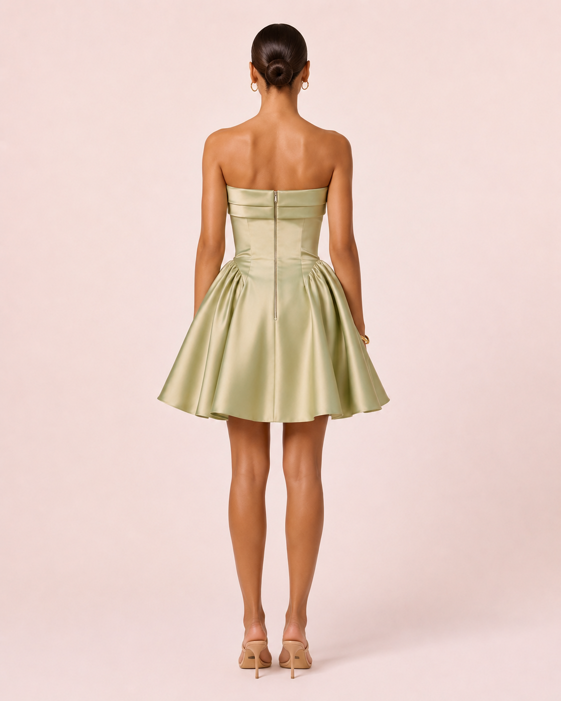 Juliette - Robe courte satinée vert sauge