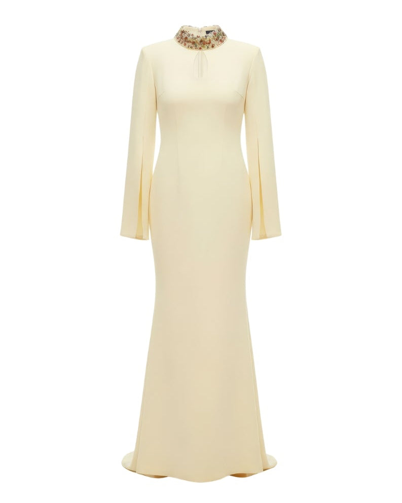 Ariana - Longue robe jaune à col brodé