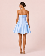 Juliette - Robe courte satinée bleue