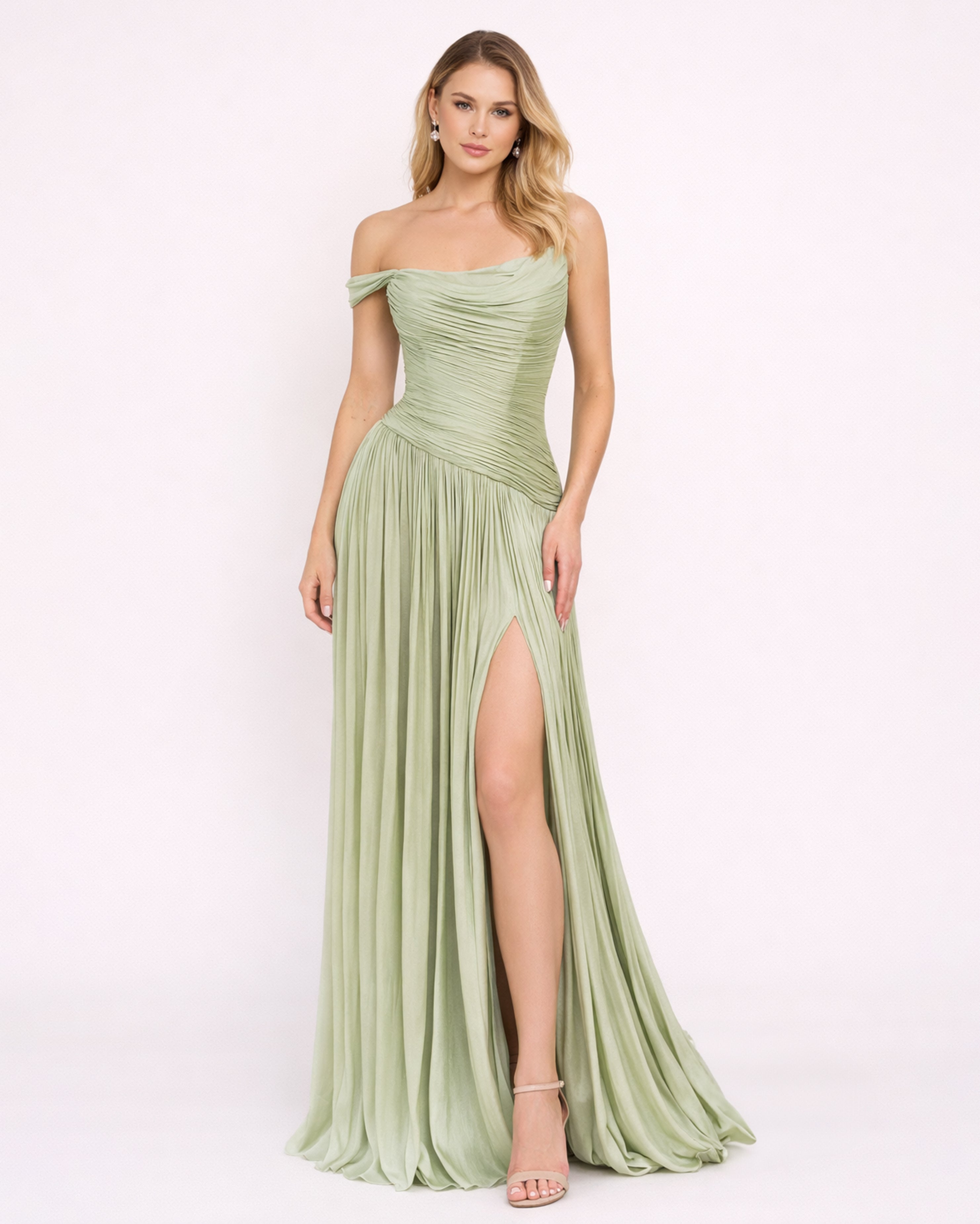 Ludivine - Longue robe satinée verte sauge