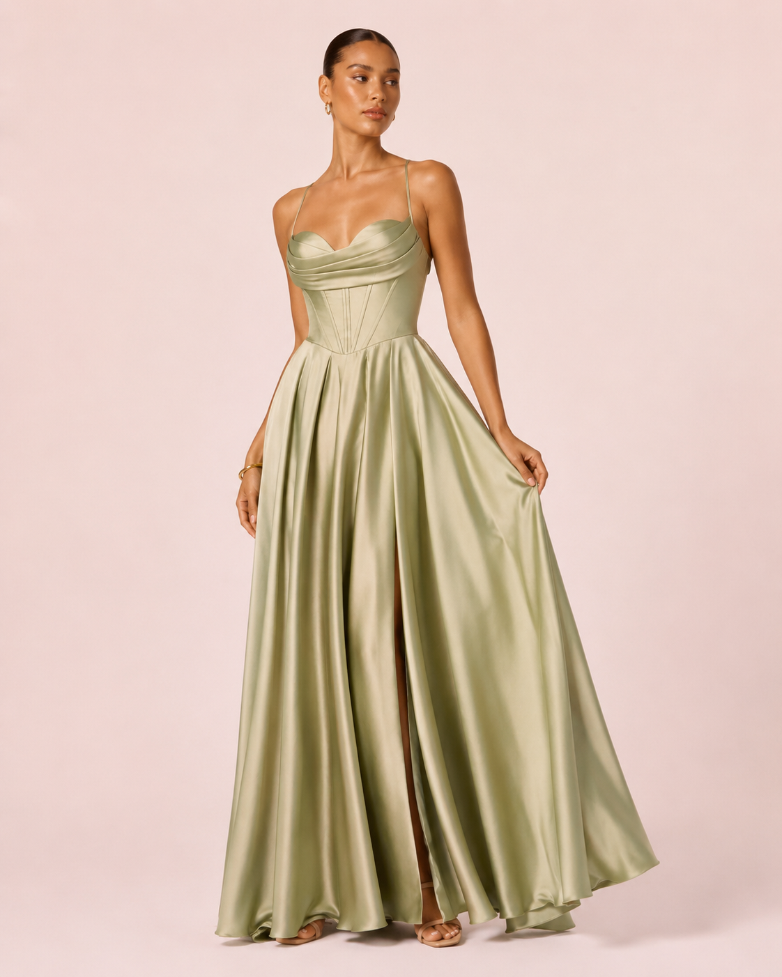 Noa - Robe corset en satin vert sauge