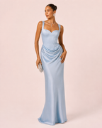 Pauline - Longue robe satinée bleu