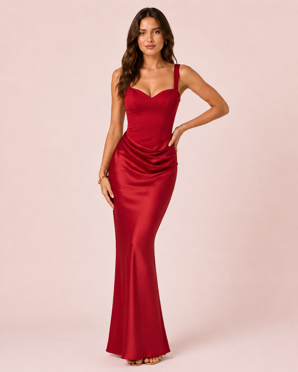 Pauline - Longue robe satinée rouge