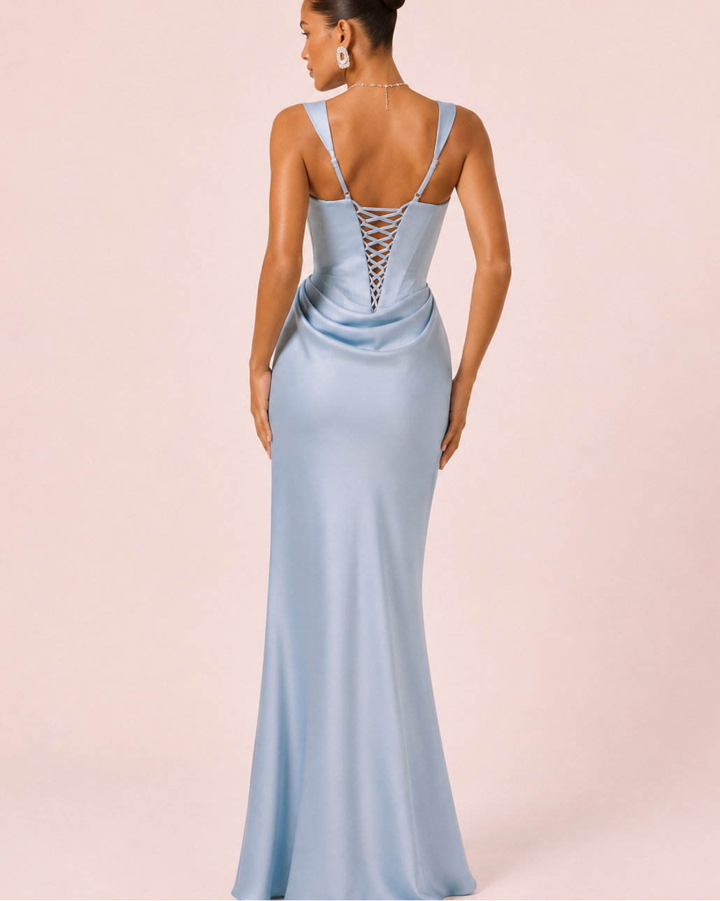 Pauline - Longue robe satinée bleu