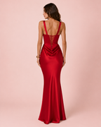 Pauline - Longue robe satinée rouge