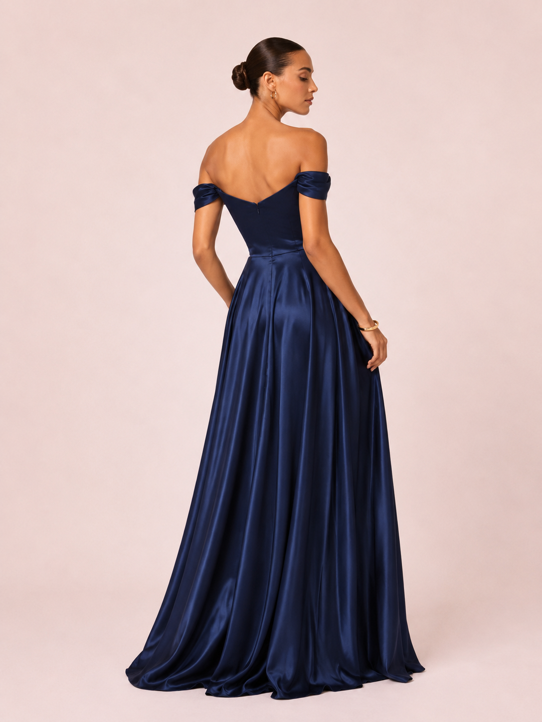 Romy - Robe à épaules dénudées bleu marine