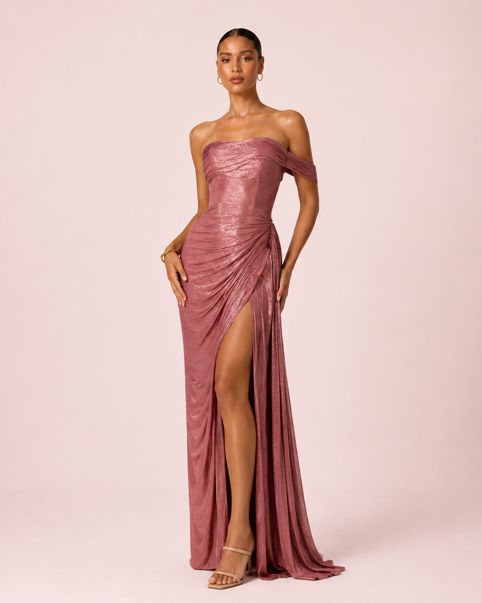 Shania - Longue robe en satin rose cuivré