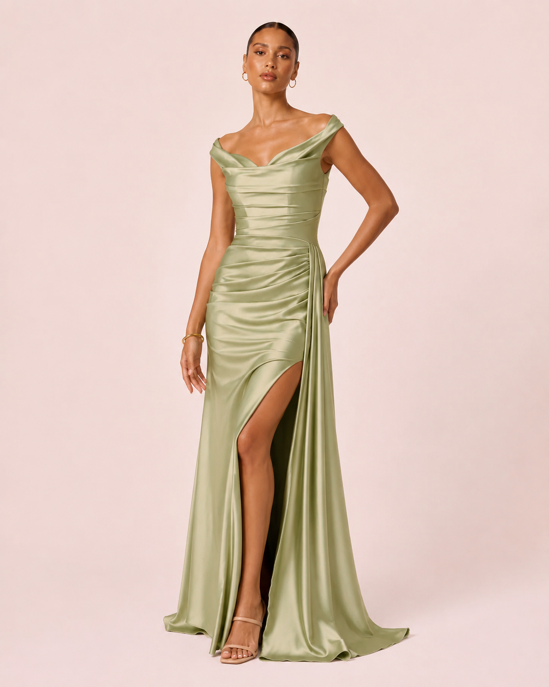 Sophie - Longue robe satinée verte
