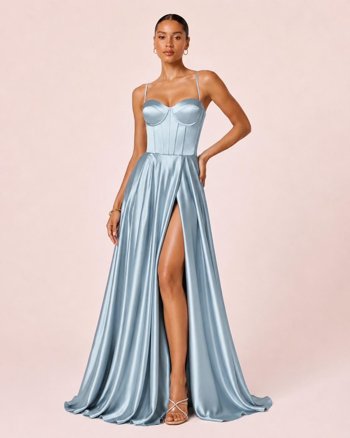 Eva - Robe corset en satin bleu ciel