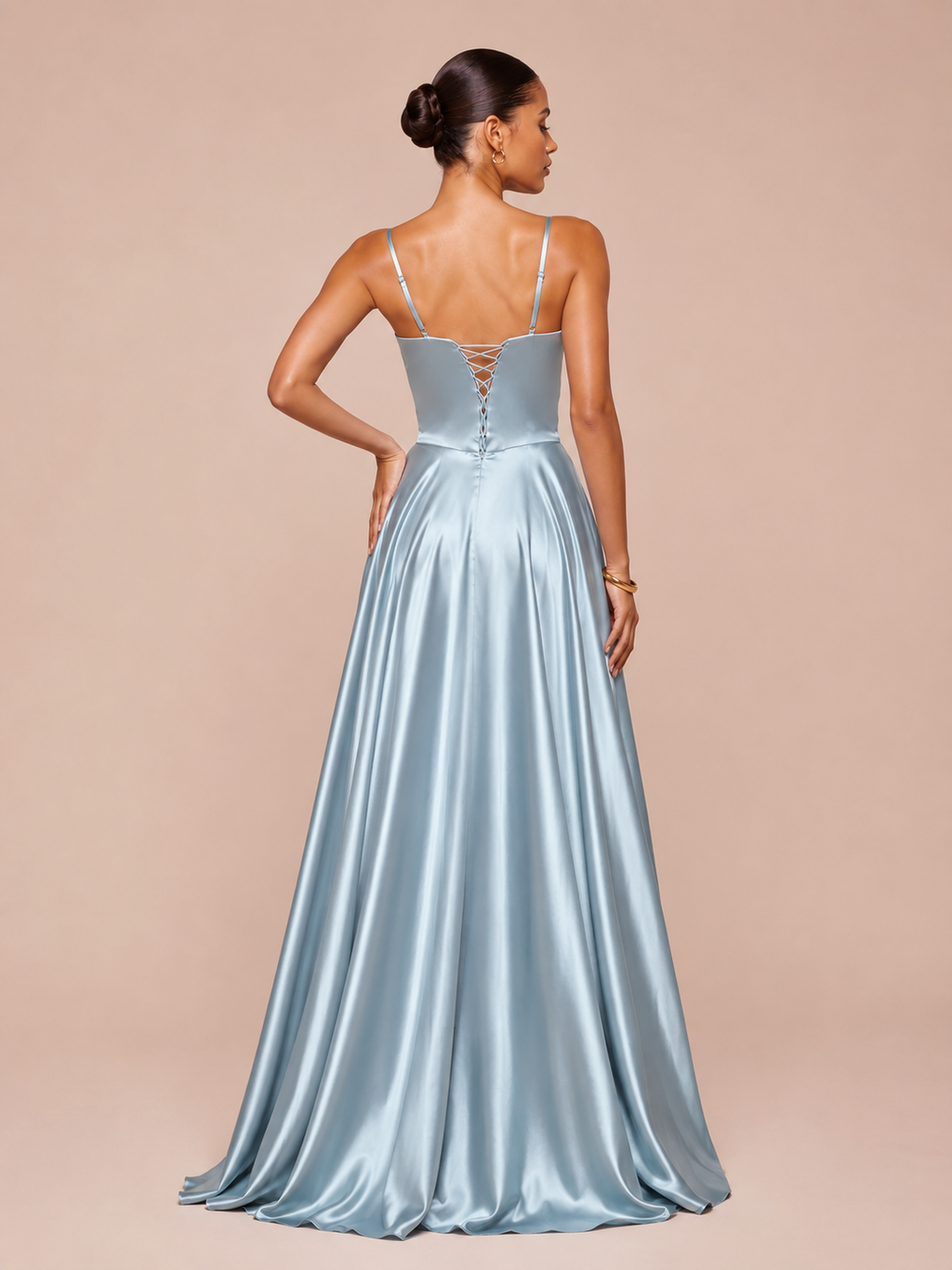 Eva - Robe corset en satin bleu ciel