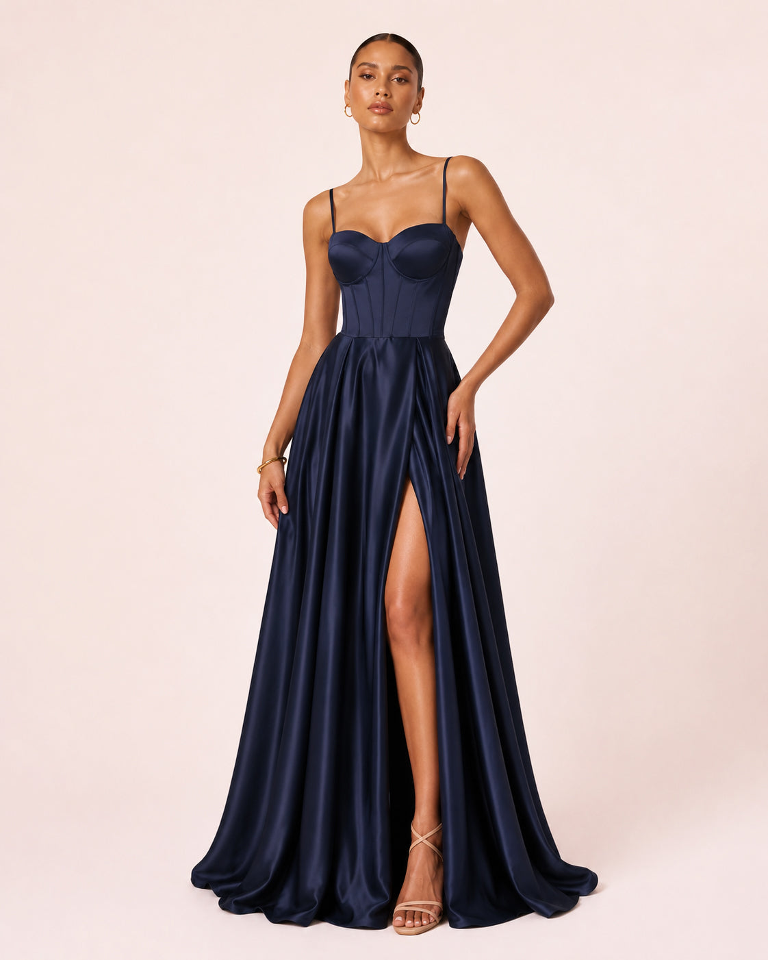 Eva - Robe corset en satin bleu marine