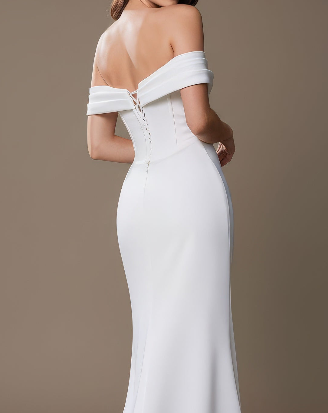 Alice - Longue robe corset blanche