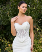 Axelle - Longue robe en mousseline avec corset brodé