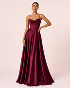 Noa - Robe corset en satin bordeaux