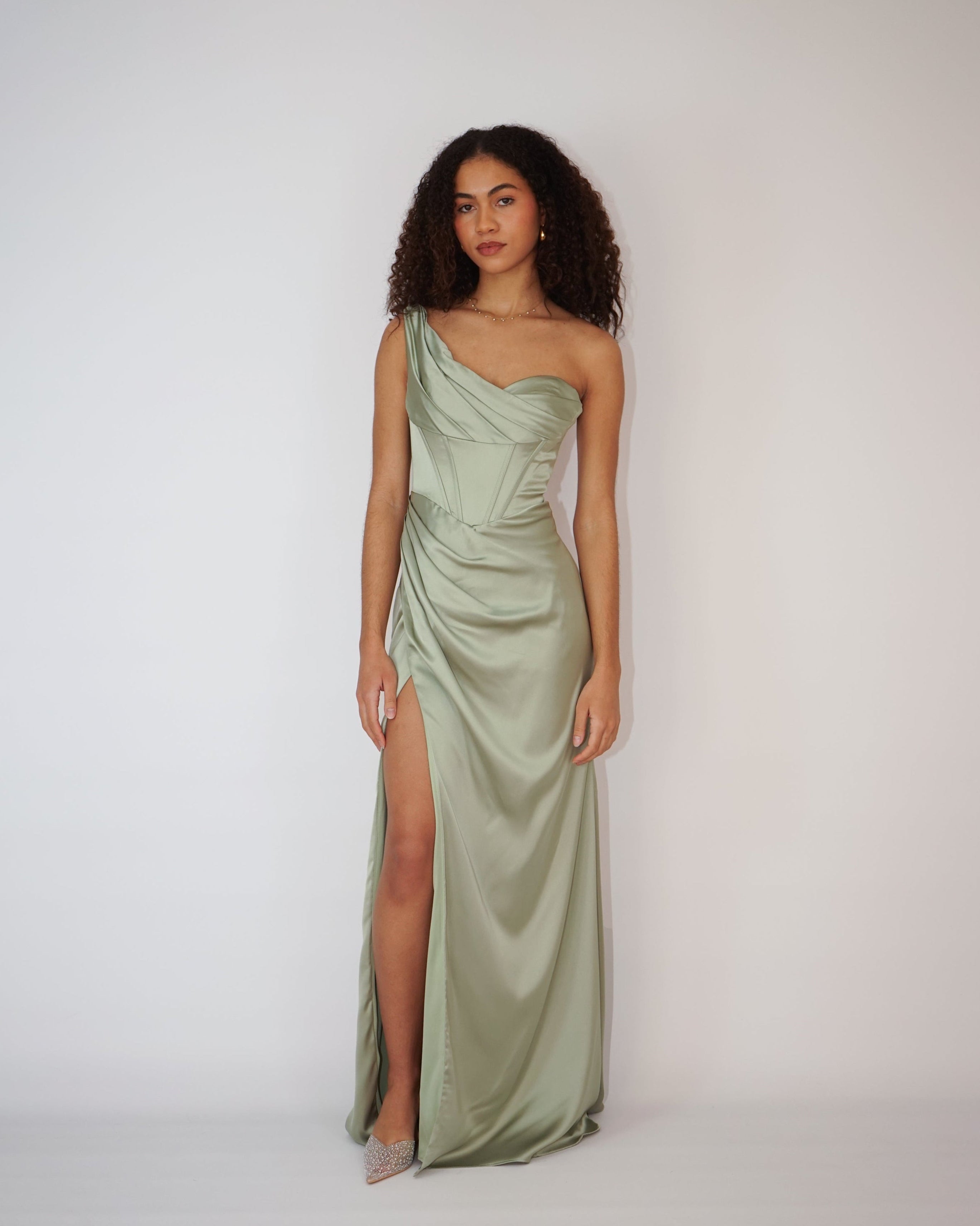 Nova Robe Corset Asymétrique En Satin Vert Sauge