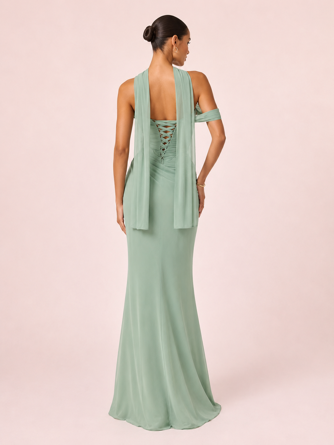 Valeria - Longue robe drapée asymétrique vert sauge