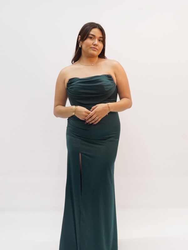 robe bustier satinée verte émeraude